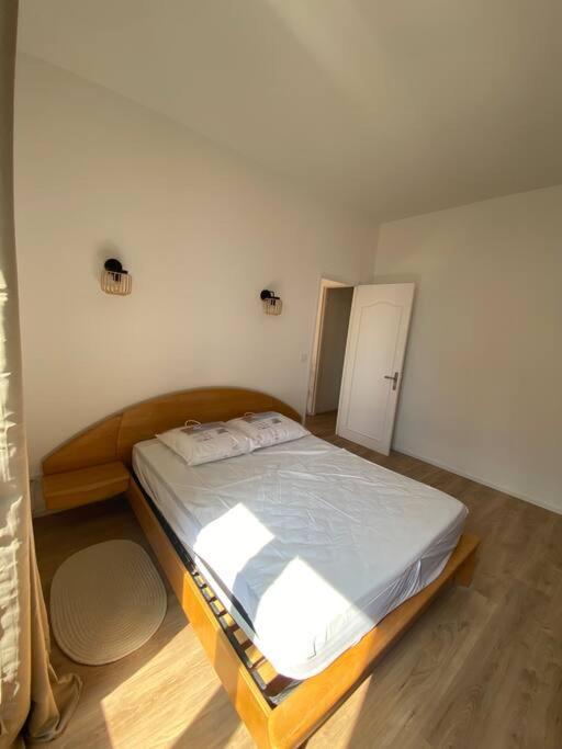Corte Magnifique T2 45M2 Neuf 5 Personnes Place St Marcel Hyper Centre Wifi Lave Linge Tv ภายนอก รูปภาพ