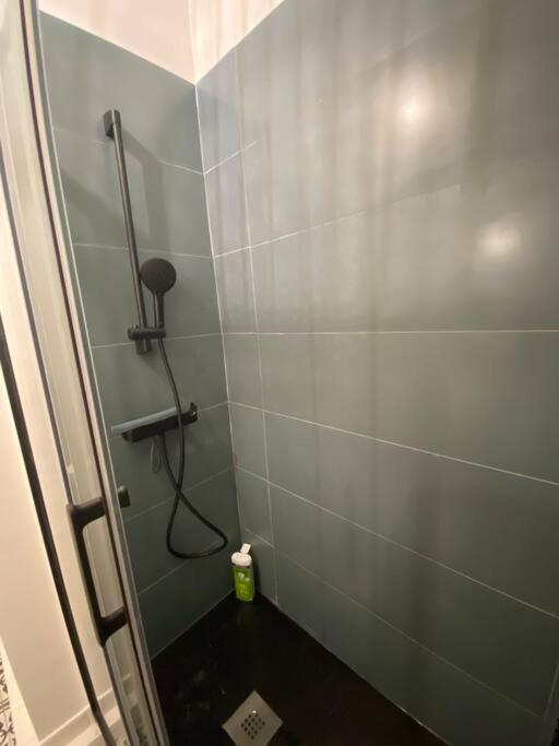 Corte Magnifique T2 45M2 Neuf 5 Personnes Place St Marcel Hyper Centre Wifi Lave Linge Tv ภายนอก รูปภาพ