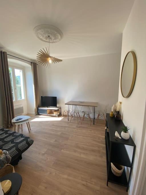 Corte Magnifique T2 45M2 Neuf 5 Personnes Place St Marcel Hyper Centre Wifi Lave Linge Tv ภายนอก รูปภาพ